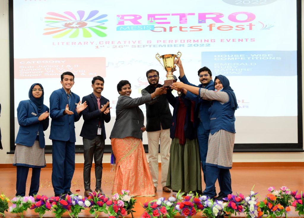 MESIS CELEBRATES RETRO 2022-23.